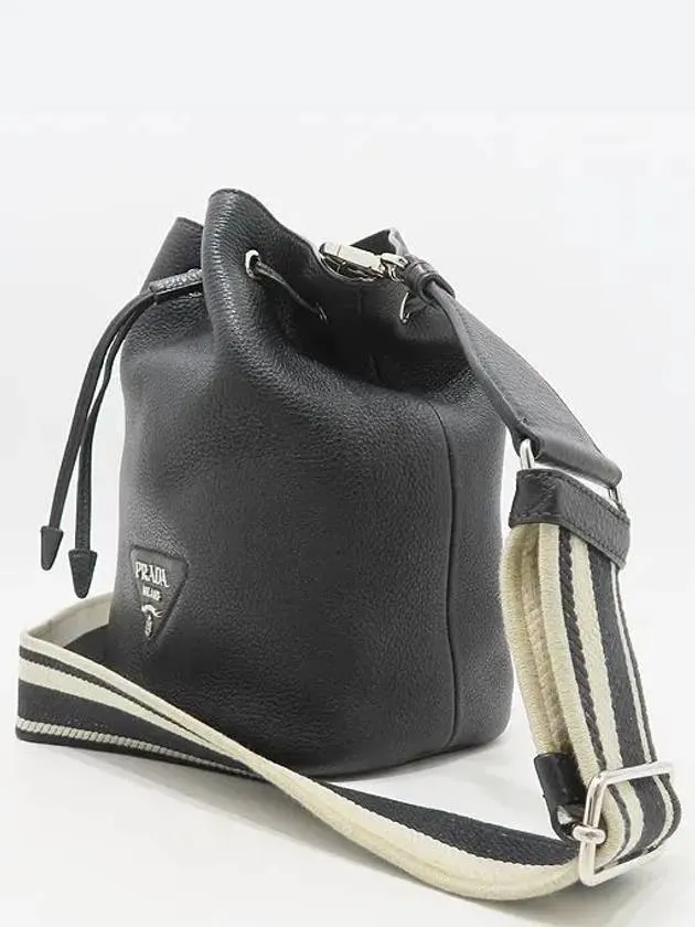 1BE060 Crossbody Bag