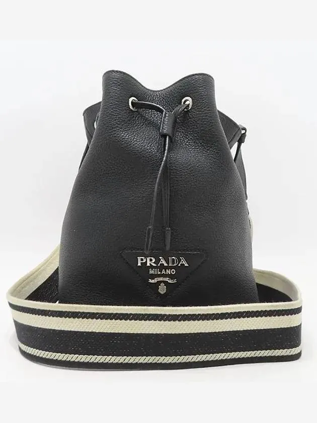 1BE060 Crossbody Bag
