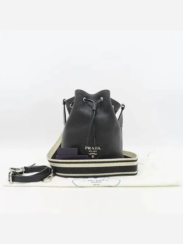 1BE060 Crossbody Bag