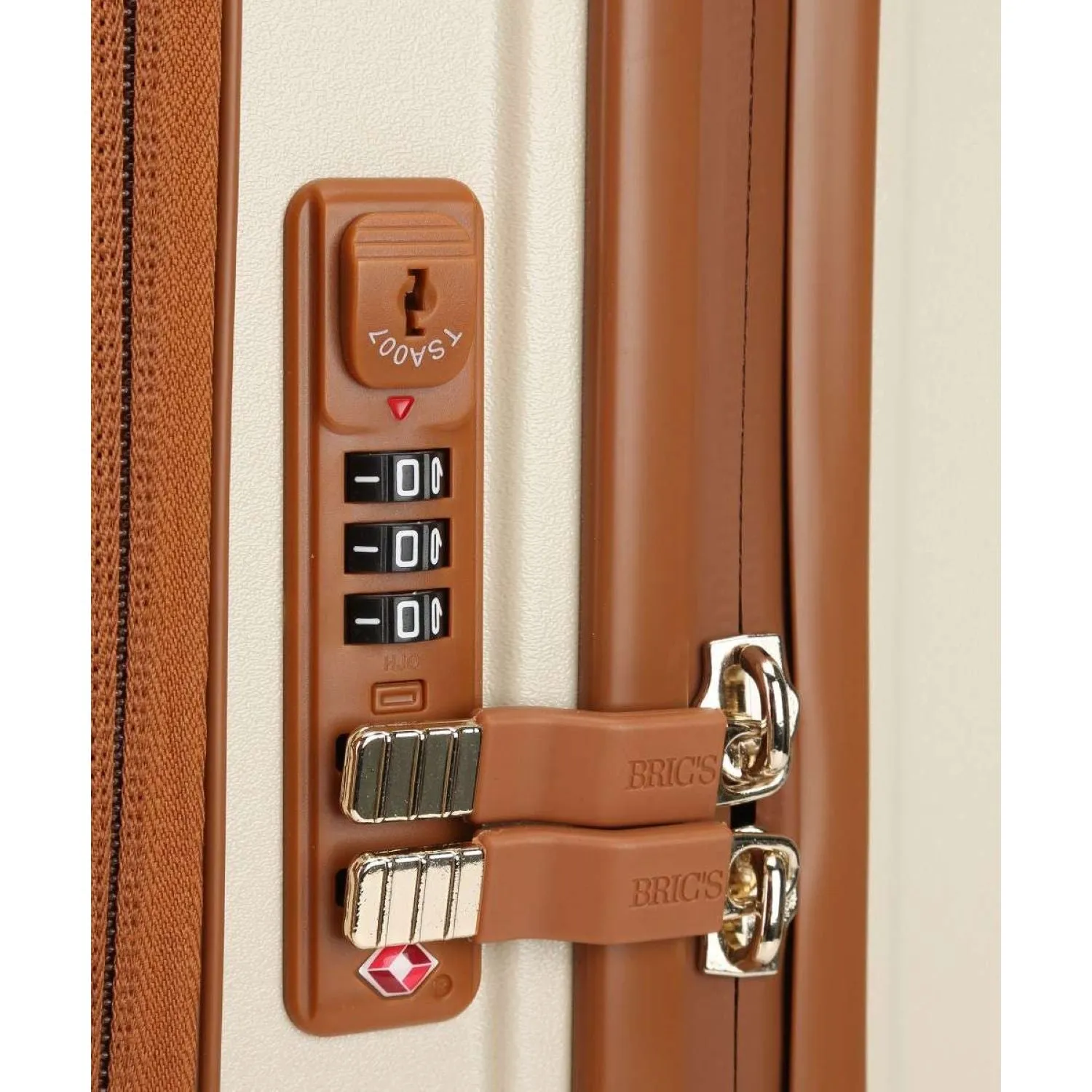 BRIC'S Bellagio V2 21" Carry On Luggage With Front Access Opening Spinner   Pocket with USB