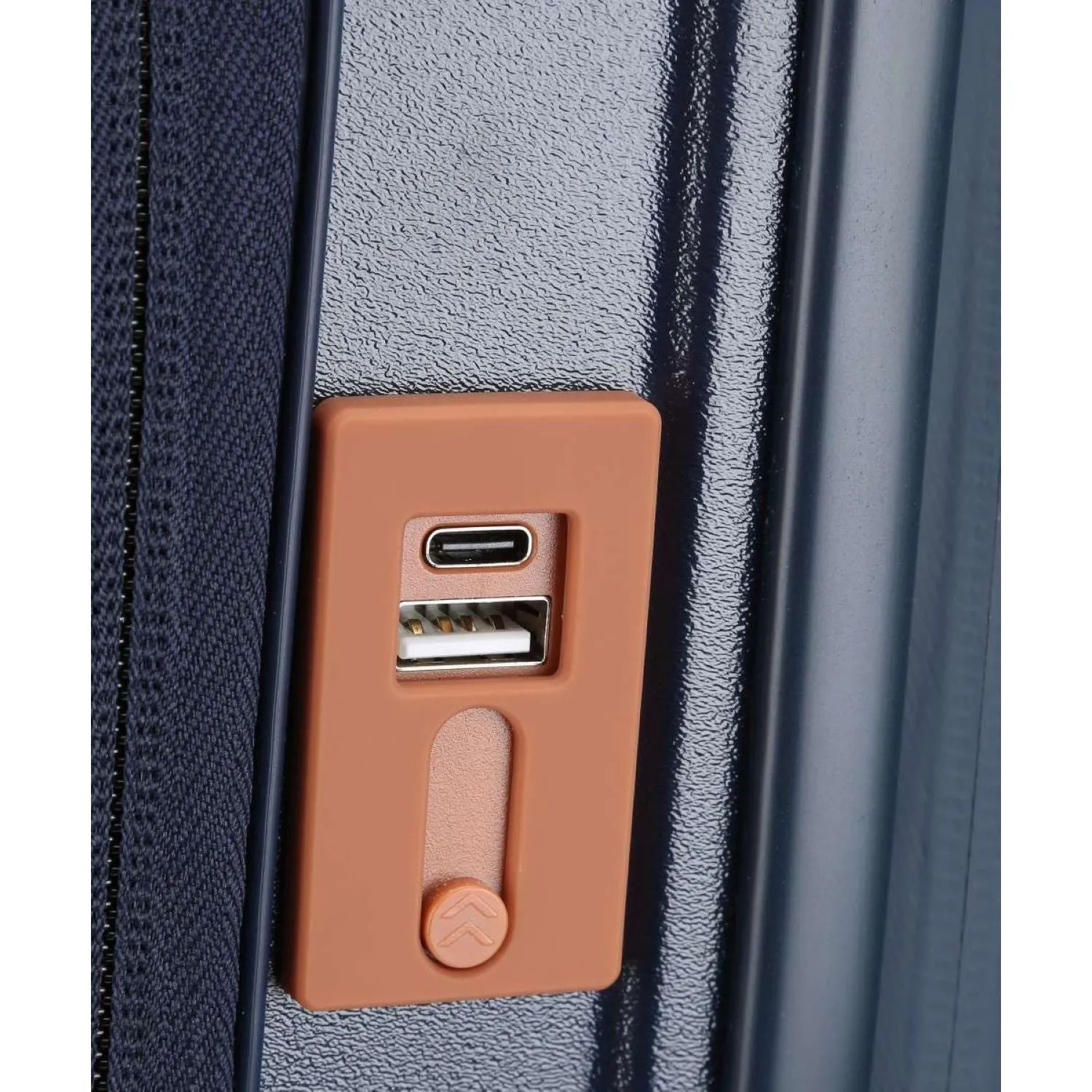 BRIC'S Bellagio V2 21" Carry On Luggage With Front Access Opening Spinner   Pocket with USB