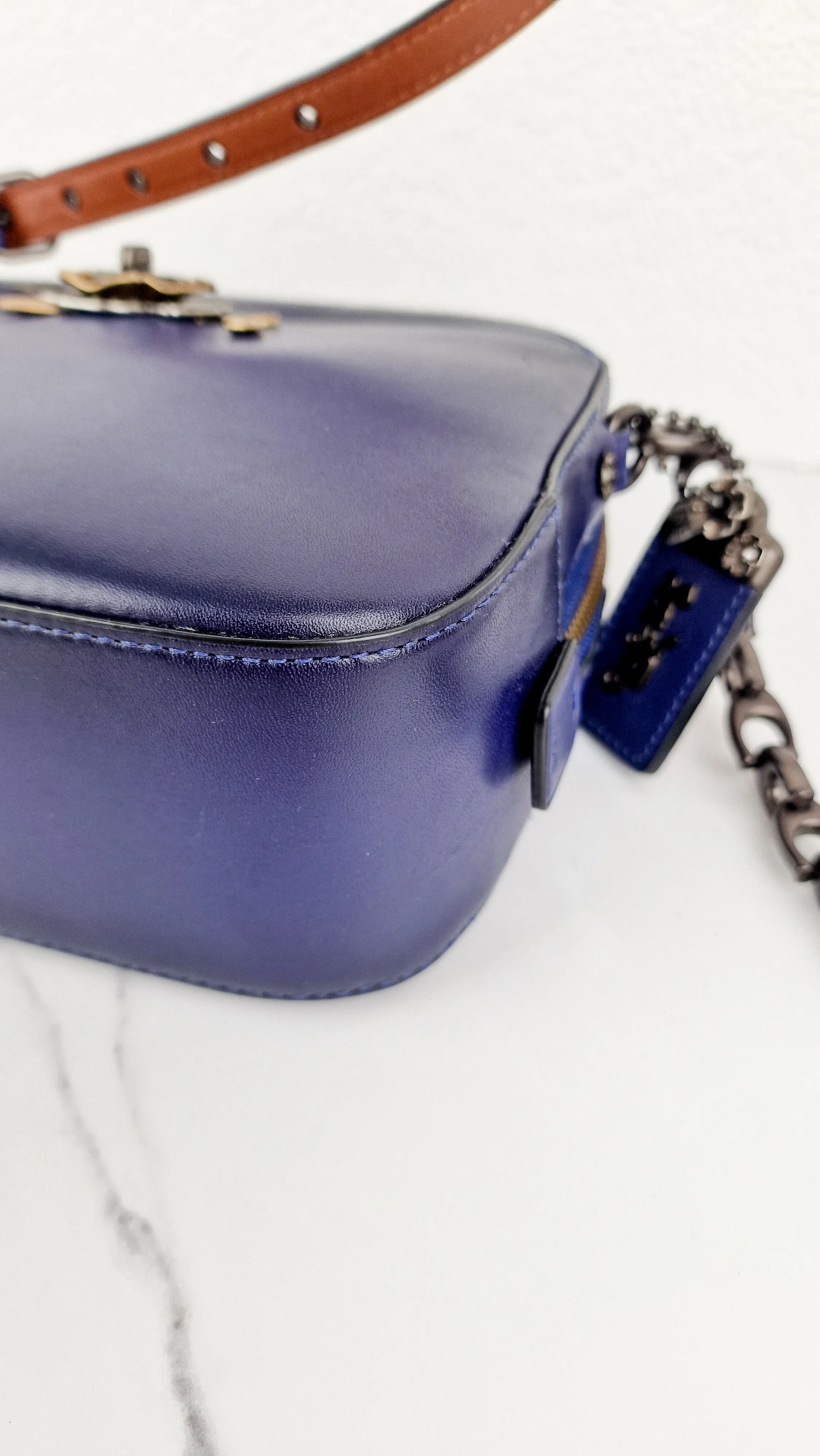 Coach 1941 Camera Bag with Tea Rose Turnlock Scalloped Edge C-Chain Strap Cadet Blue Purple Crossbody Bag - Coach 29094