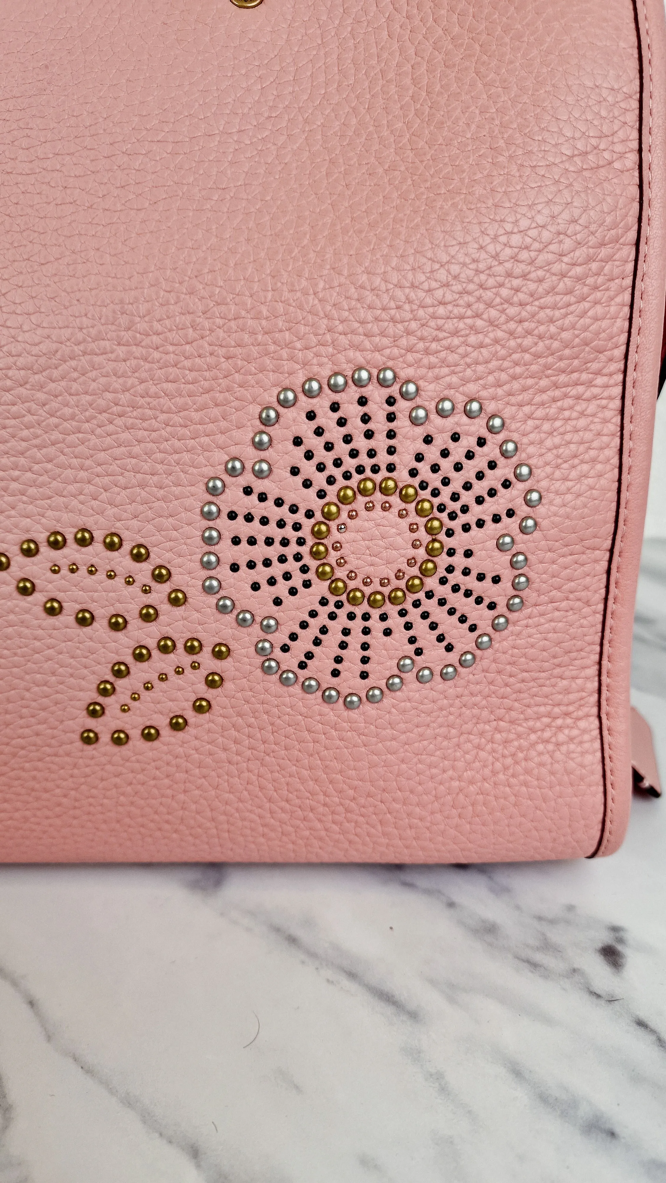 Coach 1941 Rogue 31 in Peony Pink With Snakeskin Tea Roses & Rivets - Handbag With Flowers - Coach 26890