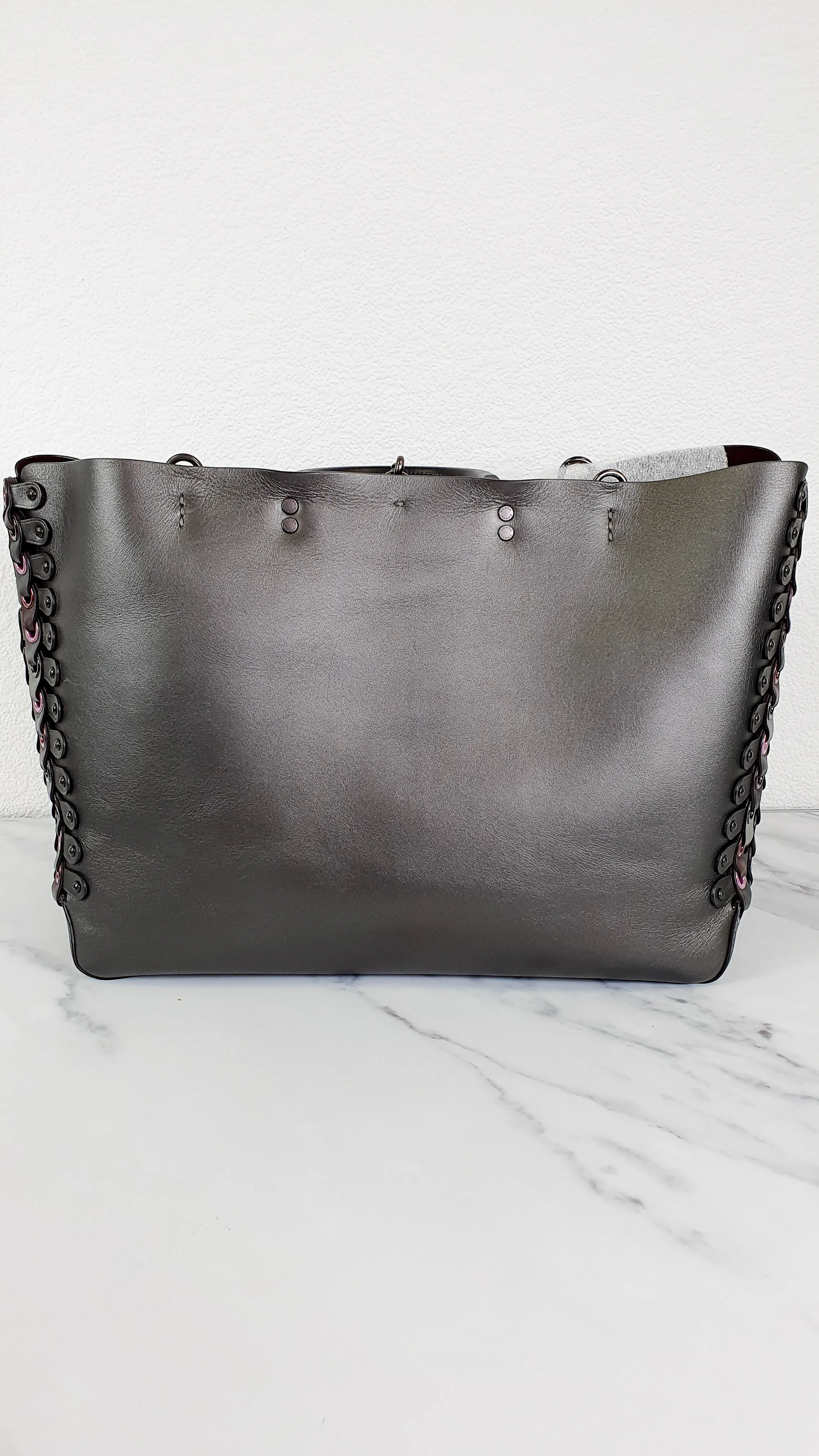 Coach 1941 Rogue Tote Bag With Links in Graphite Metallic Grey Smooth Leather Handbag Shoulder Bag - Coach 26887