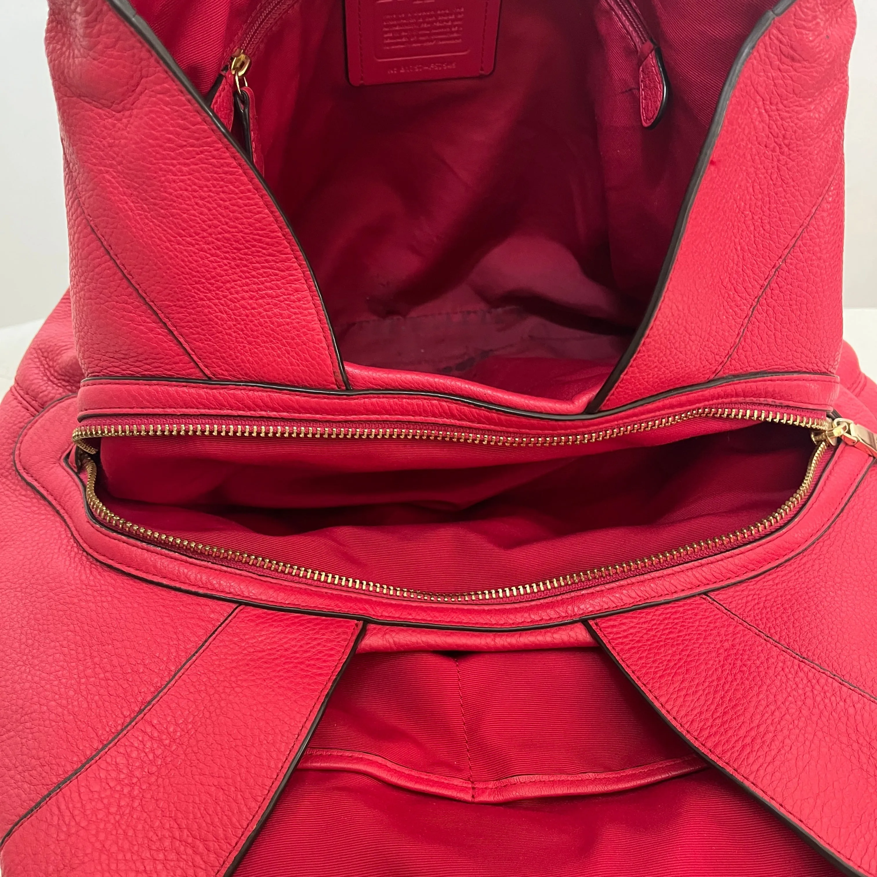 Coach Red Pebbled Leather Triple Compartment Shoulder Bag | Pre Loved |