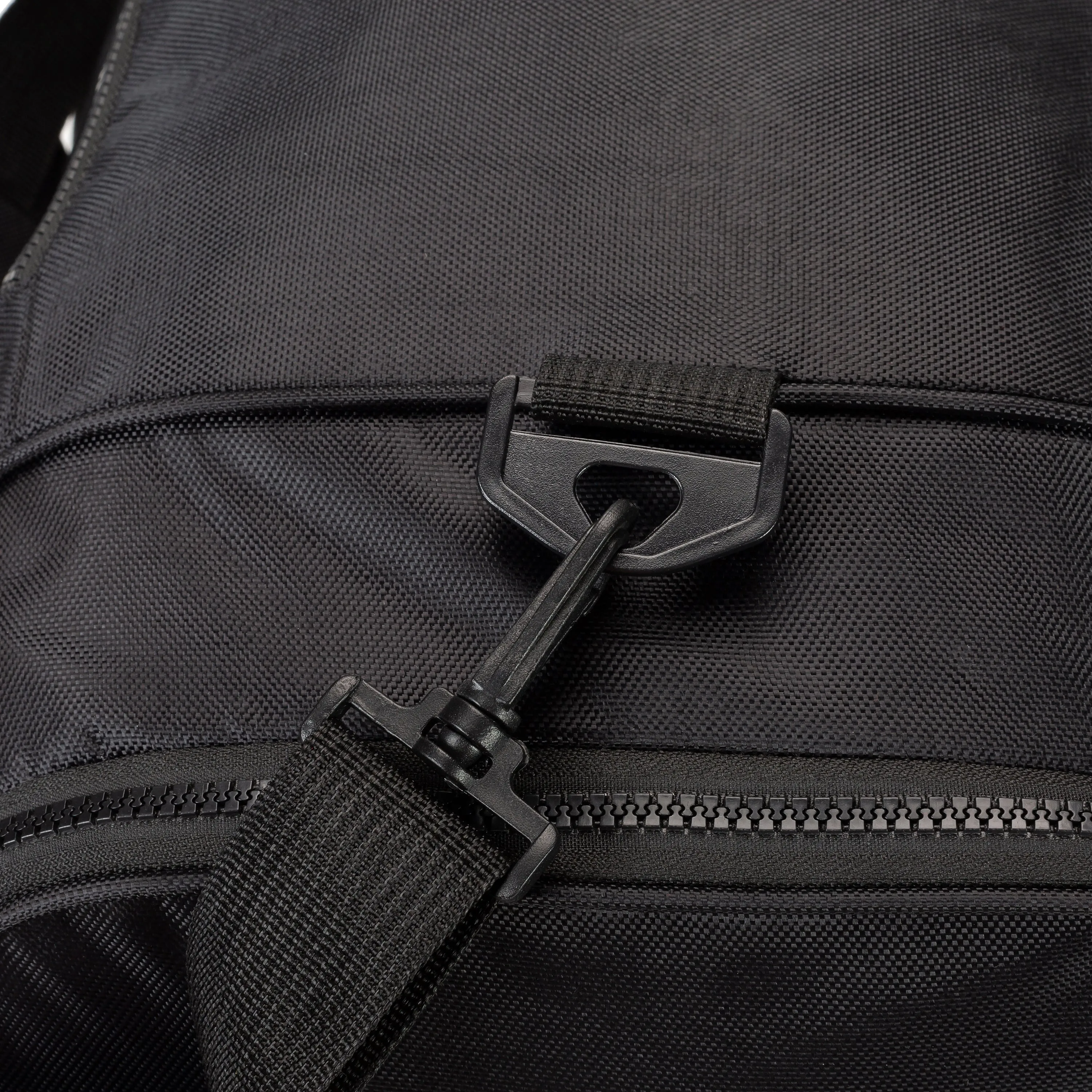 CONTENDER Gym Duffel Bag