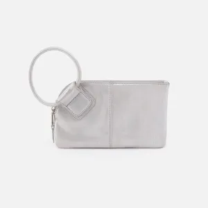 Hobo Sable Wristlet In In Metallic Leather