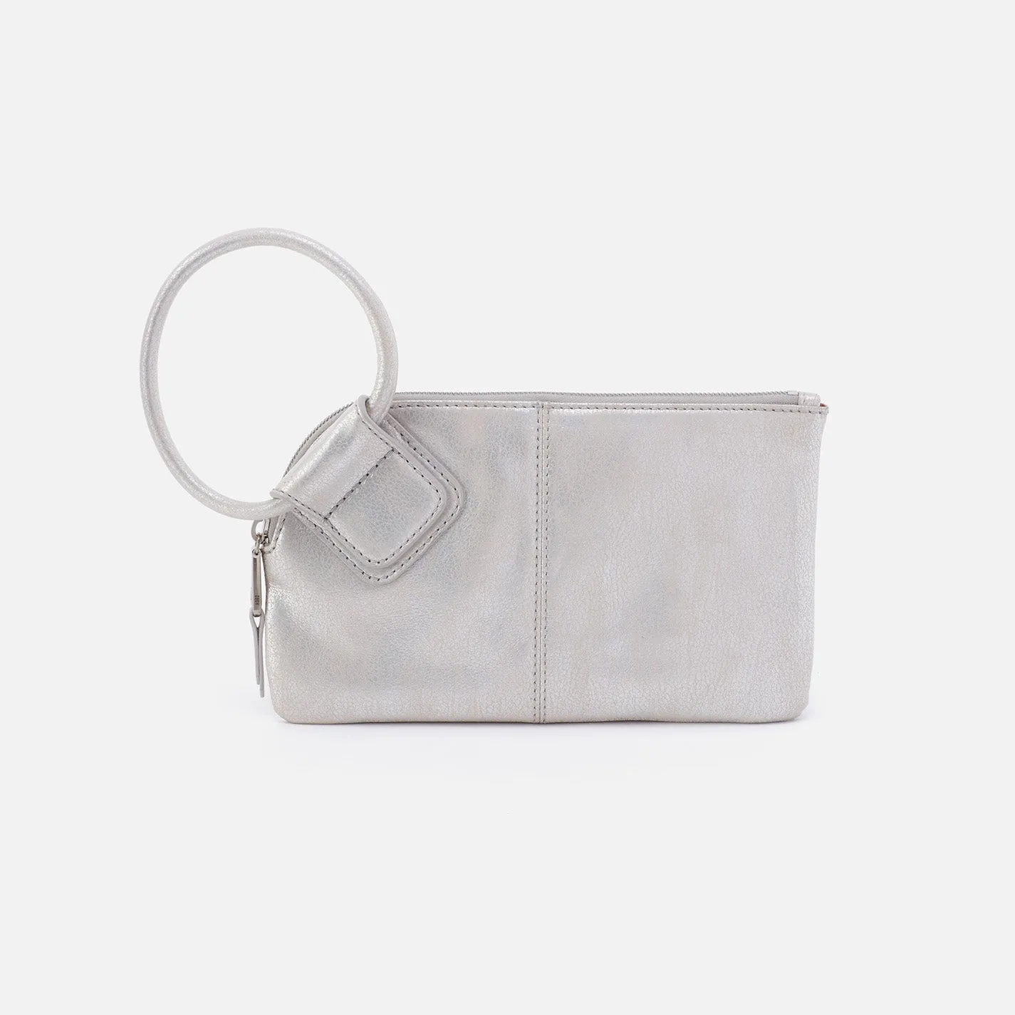 Hobo Sable Wristlet In In Metallic Leather