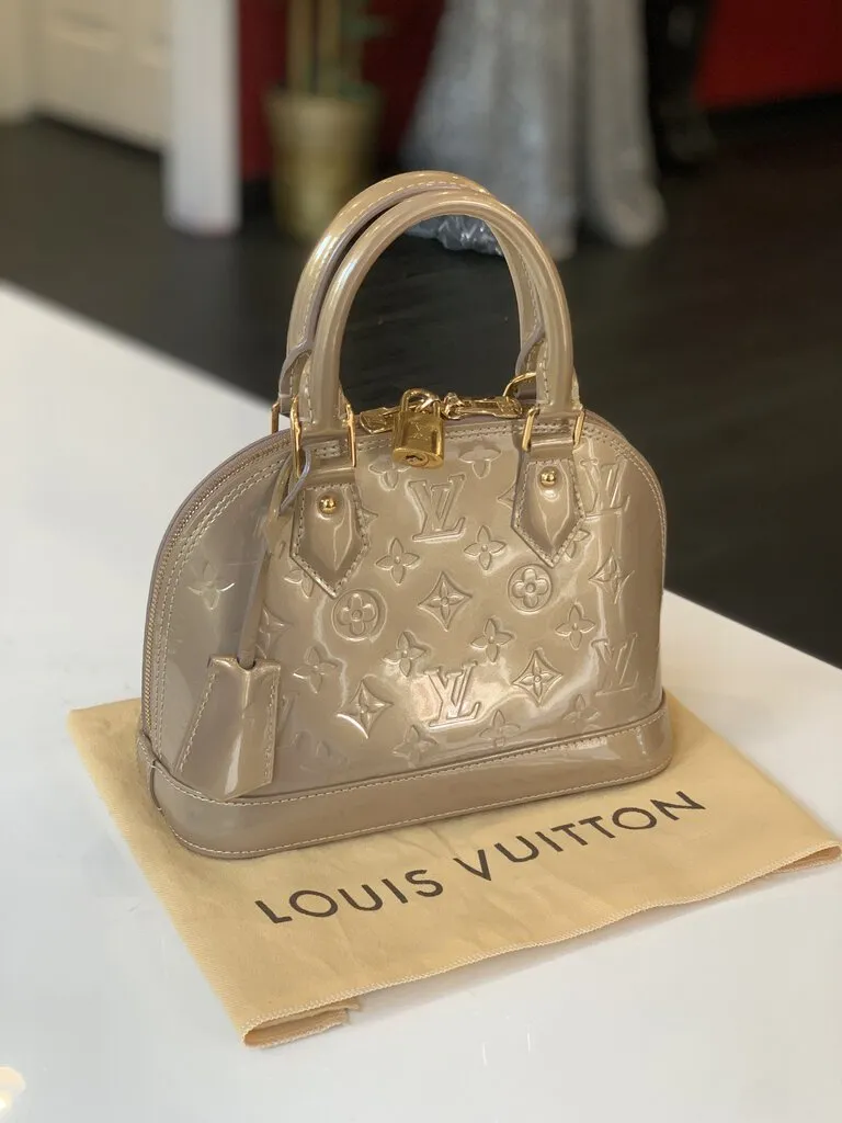 Louis Vuitton Vernis Alma Beige Handbag