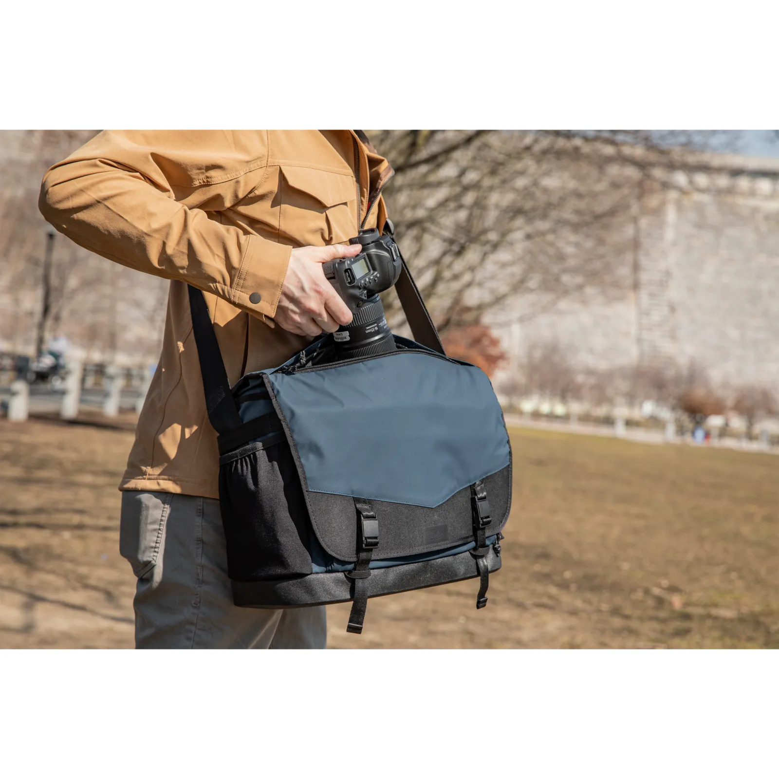 Tenba DNA 16 DSLR Messenger Bag - Blue
