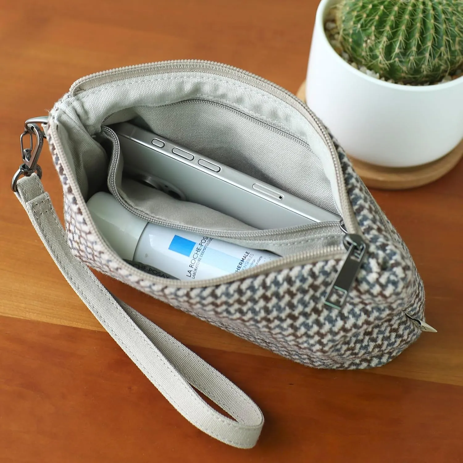 Women Zipper Wristlet Wallet with Coin Pocket